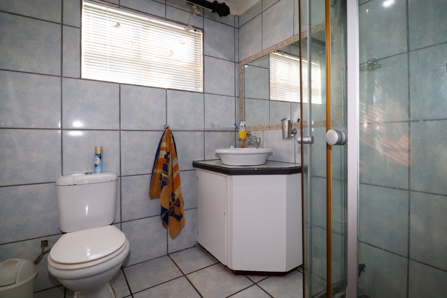 4 Bedroom Property for Sale in La Hoff North West